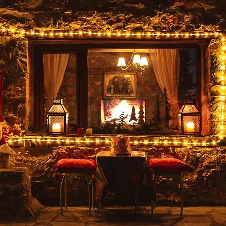 E L Chalet. A Cosy Mountain Retreat. Chalet