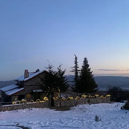 Chalet E L Chalet. A Cosy Mountain Retreat. *